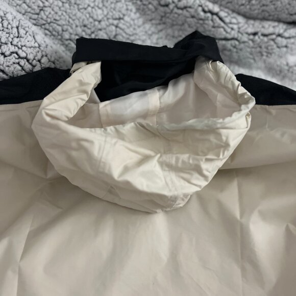 Rain Coat - Picture 3 of 3